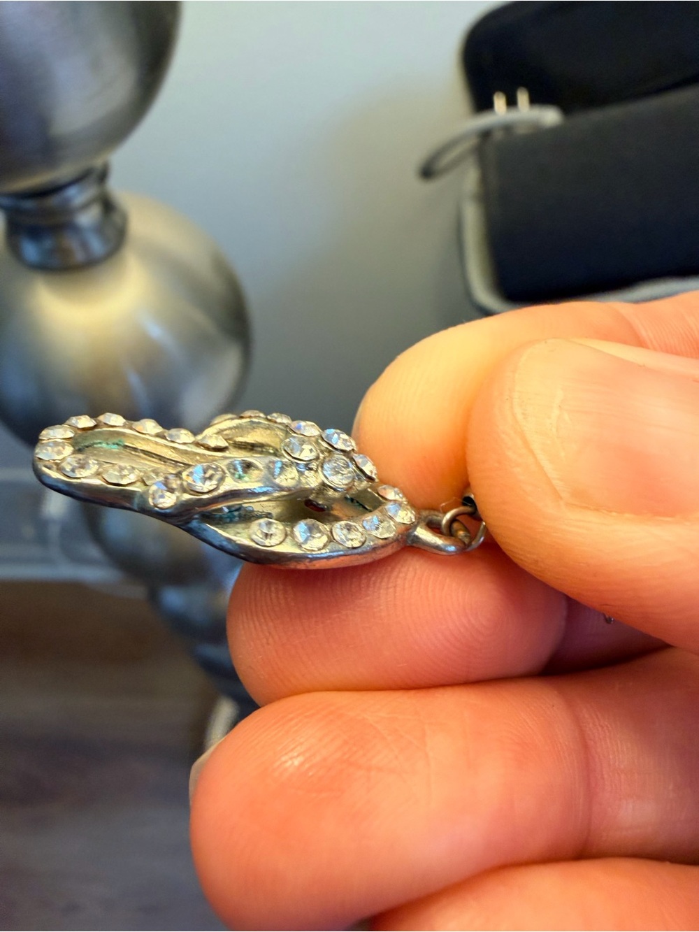 Silver Crystal-Accent Reptile Pendant for Terrarium Decor